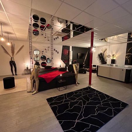 L'Escapade Sensuelle - La Love Room D'Épernay Dış mekan fotoğraf