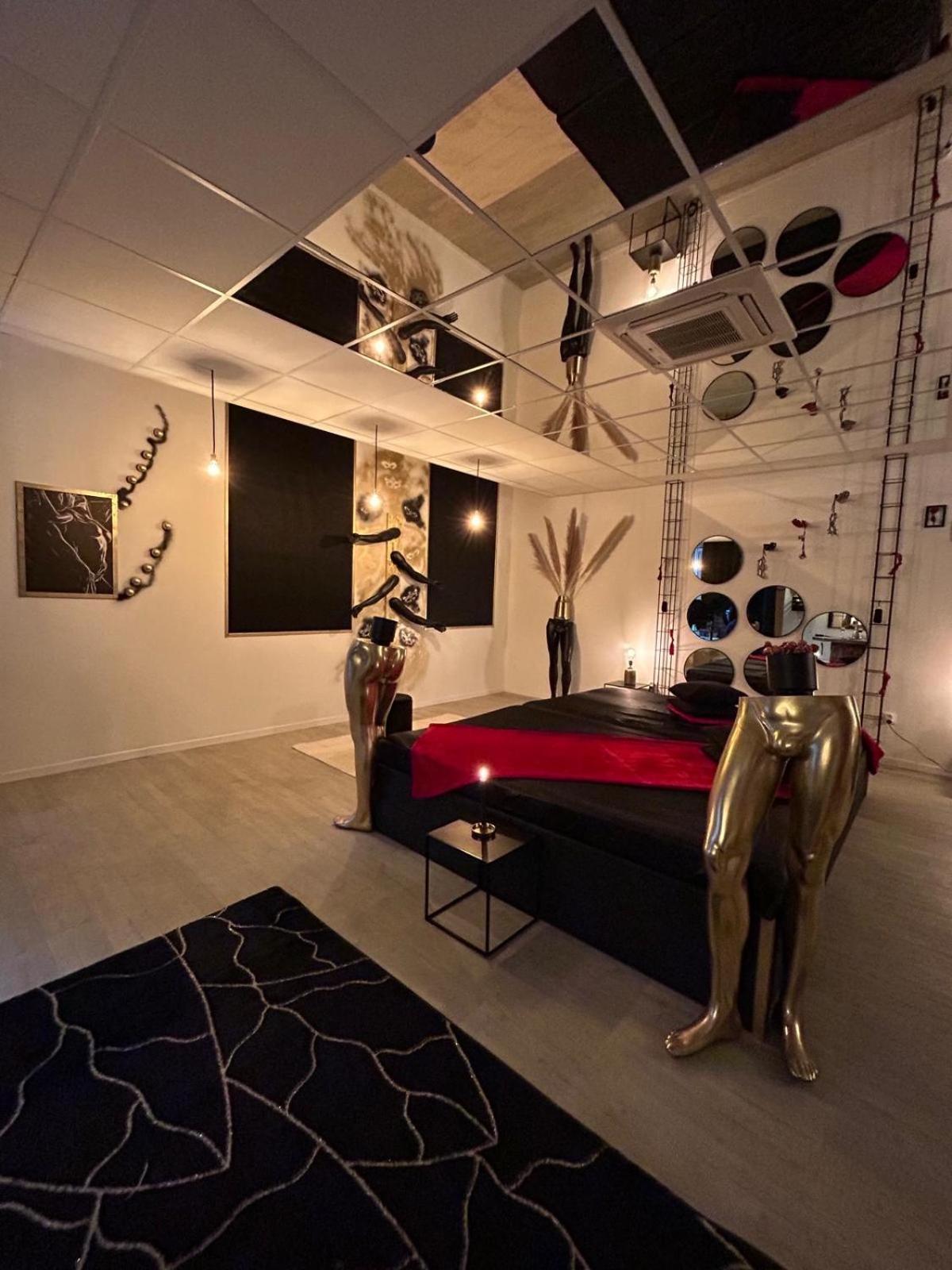 L'Escapade Sensuelle - La Love Room D'Épernay Dış mekan fotoğraf