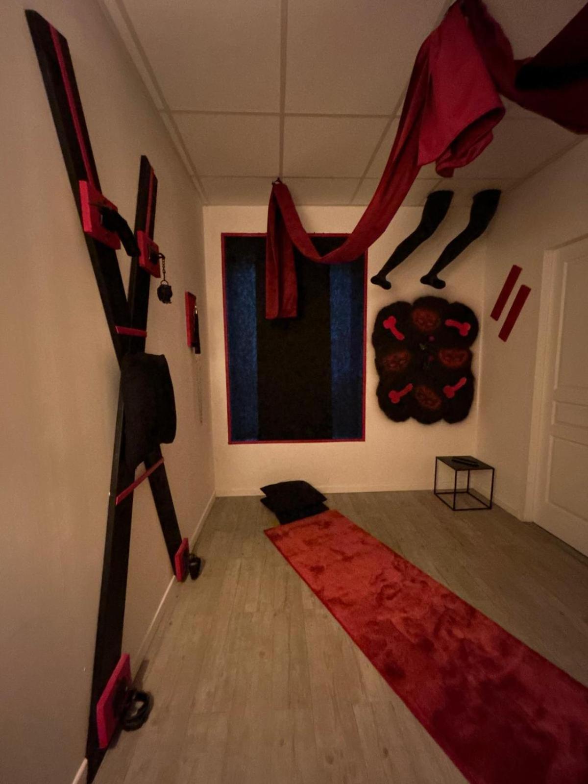 L'Escapade Sensuelle - La Love Room D'Épernay Dış mekan fotoğraf
